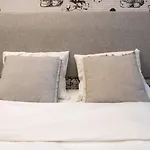 Postepu - Parking, Balcony, Ac - By Rentujemy Διαμέρισμα *