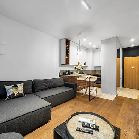 Apartment Postepu - Parking, Balcony, Ac - By Rentujemy
